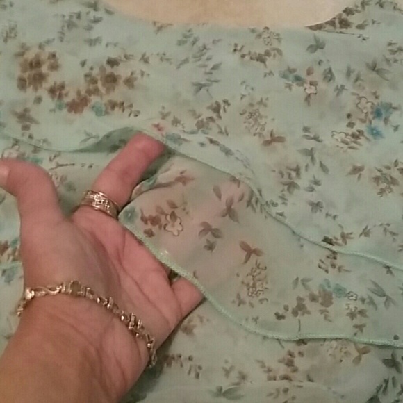 🍬Fancy Tank Top Blouse🍬 - Picture 2 of 4