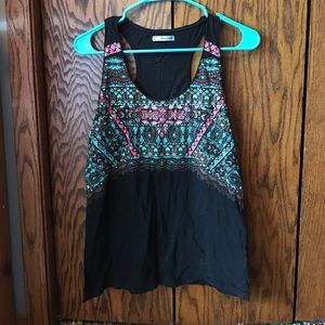 Black tank top with fun pattern!