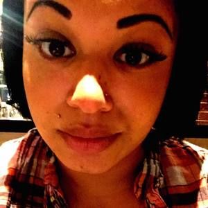 Meet your Posher, Alexandra