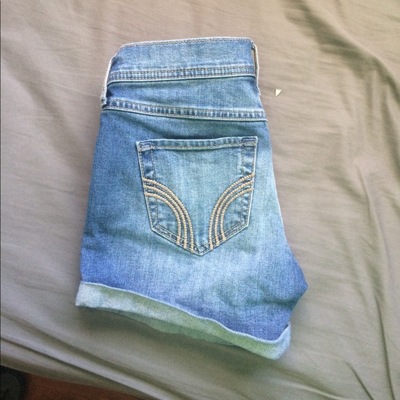 Hollister jean shorts - Picture 1 of 3