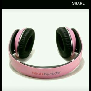 Pink beats