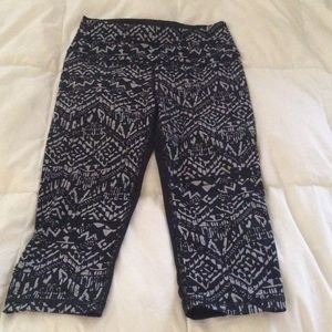 Victoria's Secret Knockout Crop active pants