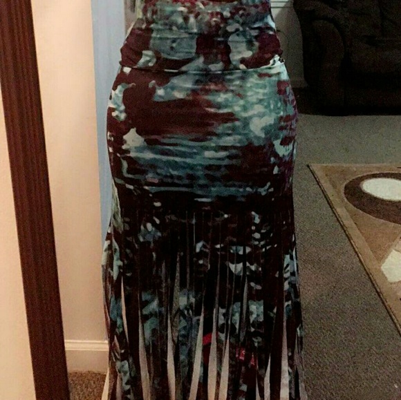 Dress - Picture 6 of 6
