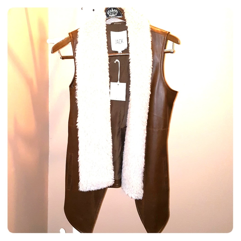 Vest Faux Fur Trim