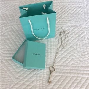 TIFFANY & CO. KEY NECKLACE *AUTHENTIC*
