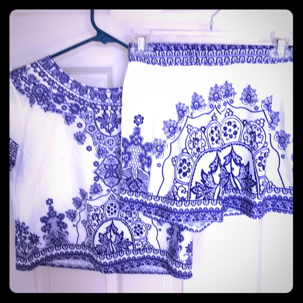 Porcelain print short set