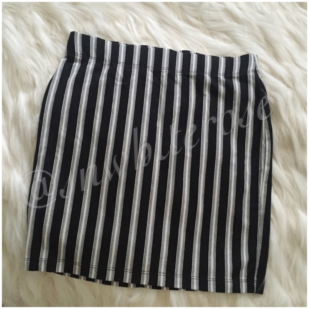 Stripe Pull-On Skirt