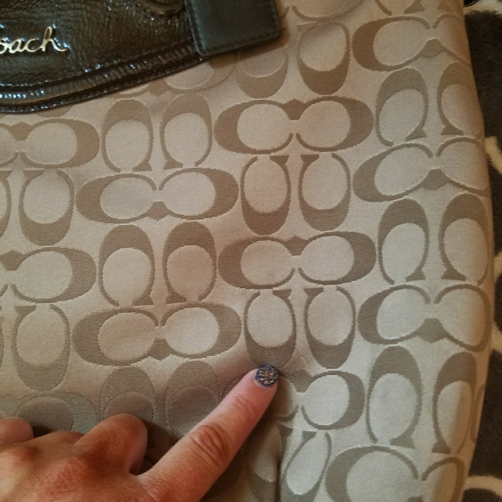 Large Coach Purse - Picture 5 of 6