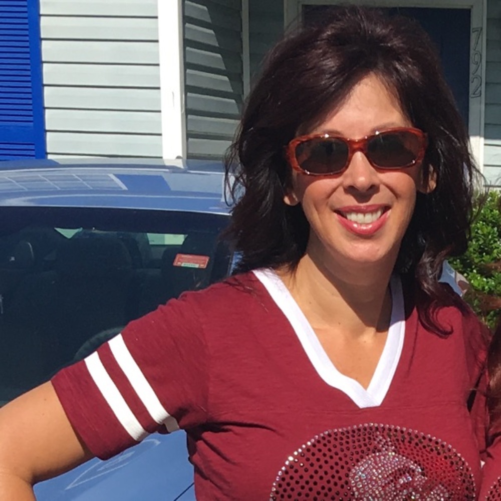 Meet your Posher, Suzanne