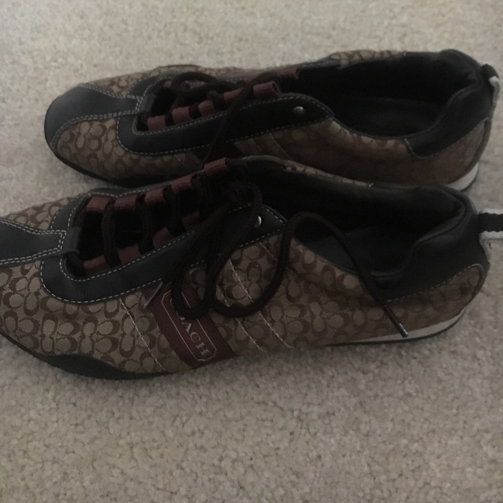 Used coach shoes