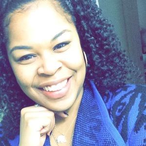 Meet your Posher, Stephanie
