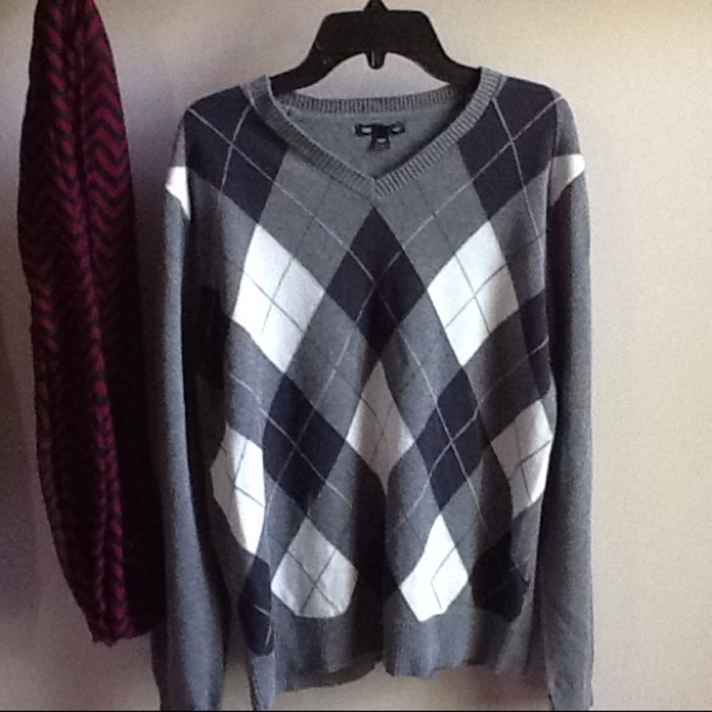 Women's sweater