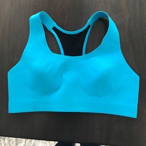 High support lulu sports bra worn only twice