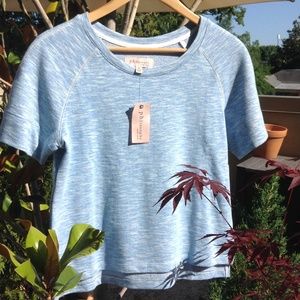 Short-Sleeved Sweatshirt