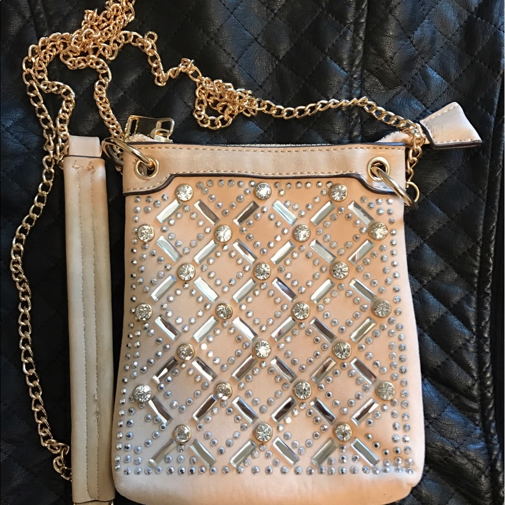🌸 must go!! Make offer...💖
