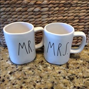 Rae Dunn MR and MRS set