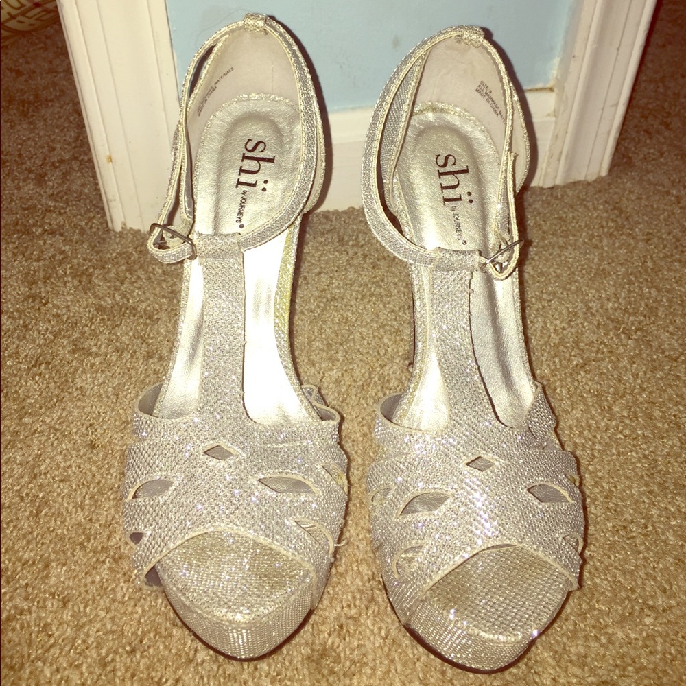 Silver Sparkle Heals