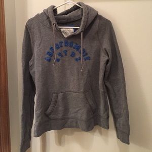 Grey Amercombie hoodied sweatshirt