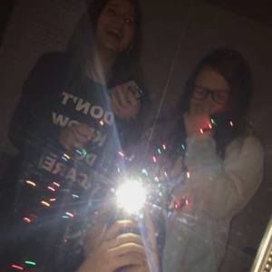 Meet your Posher, Elizabeth