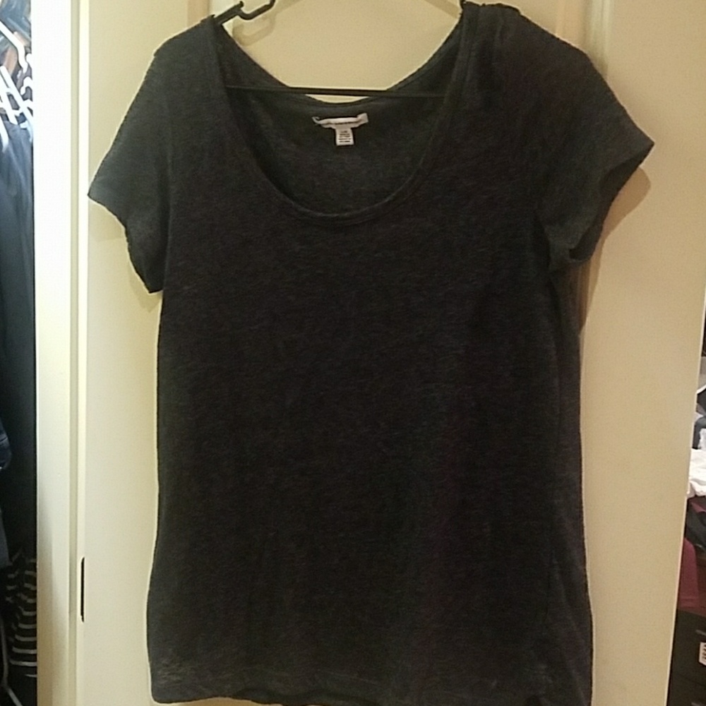 Grey t-shirt