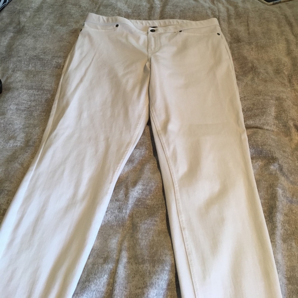 White Hue Jeggings
