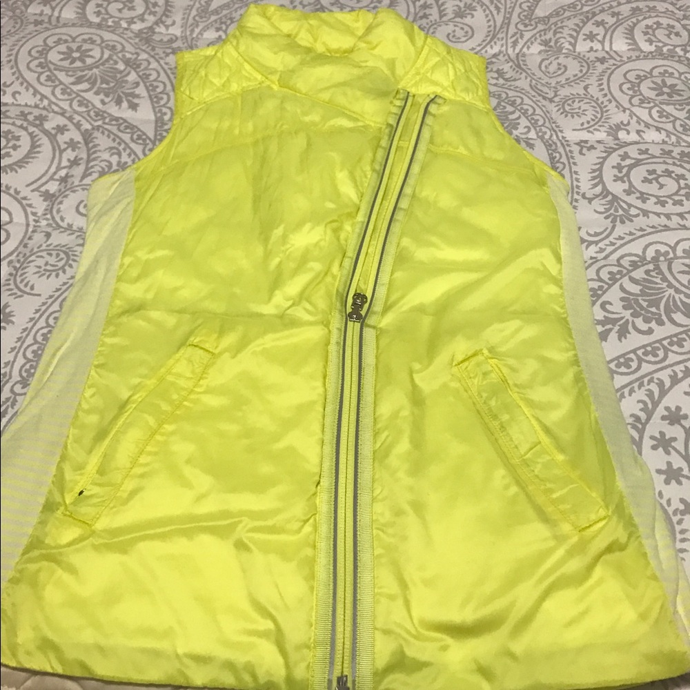 Lululemon Reversible Vest Size 6