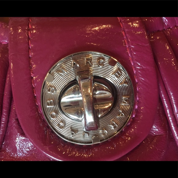 Beautiful, pink Marc by Marc Jacobs purse - Picture 4 of 4