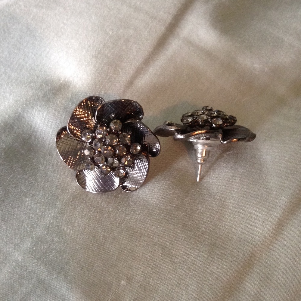 Flower Stud Earrings