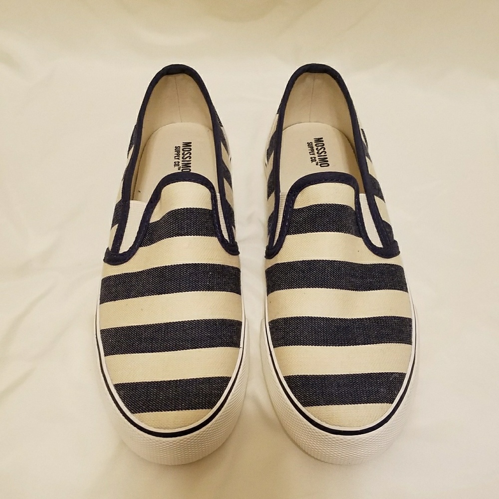 Mossimo Slip On