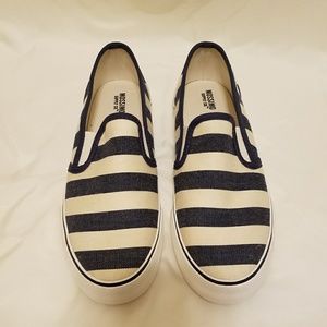 Mossimo Slip On