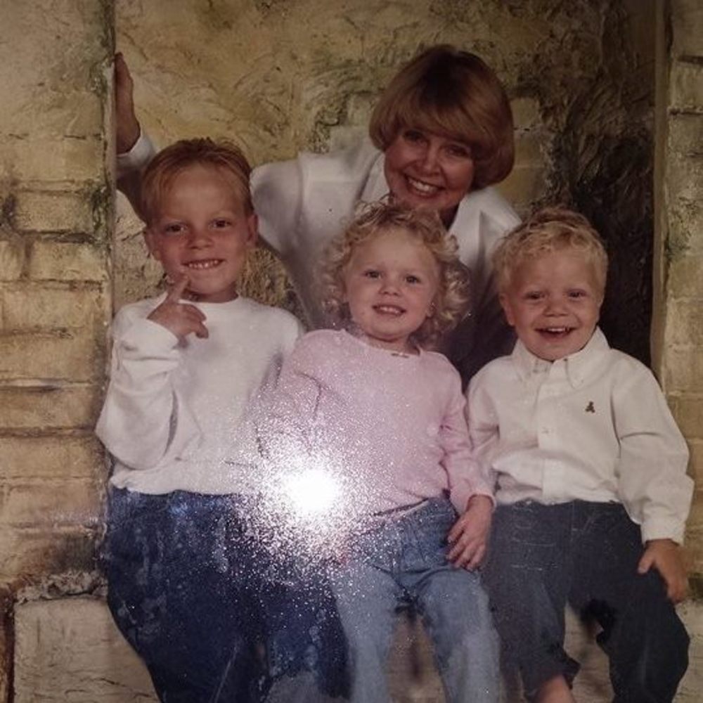 Meet your Posher, Lauren