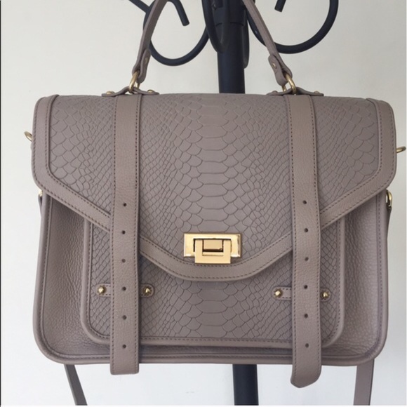 GiGi New York Handbags - Gigi New York Hayden satchel