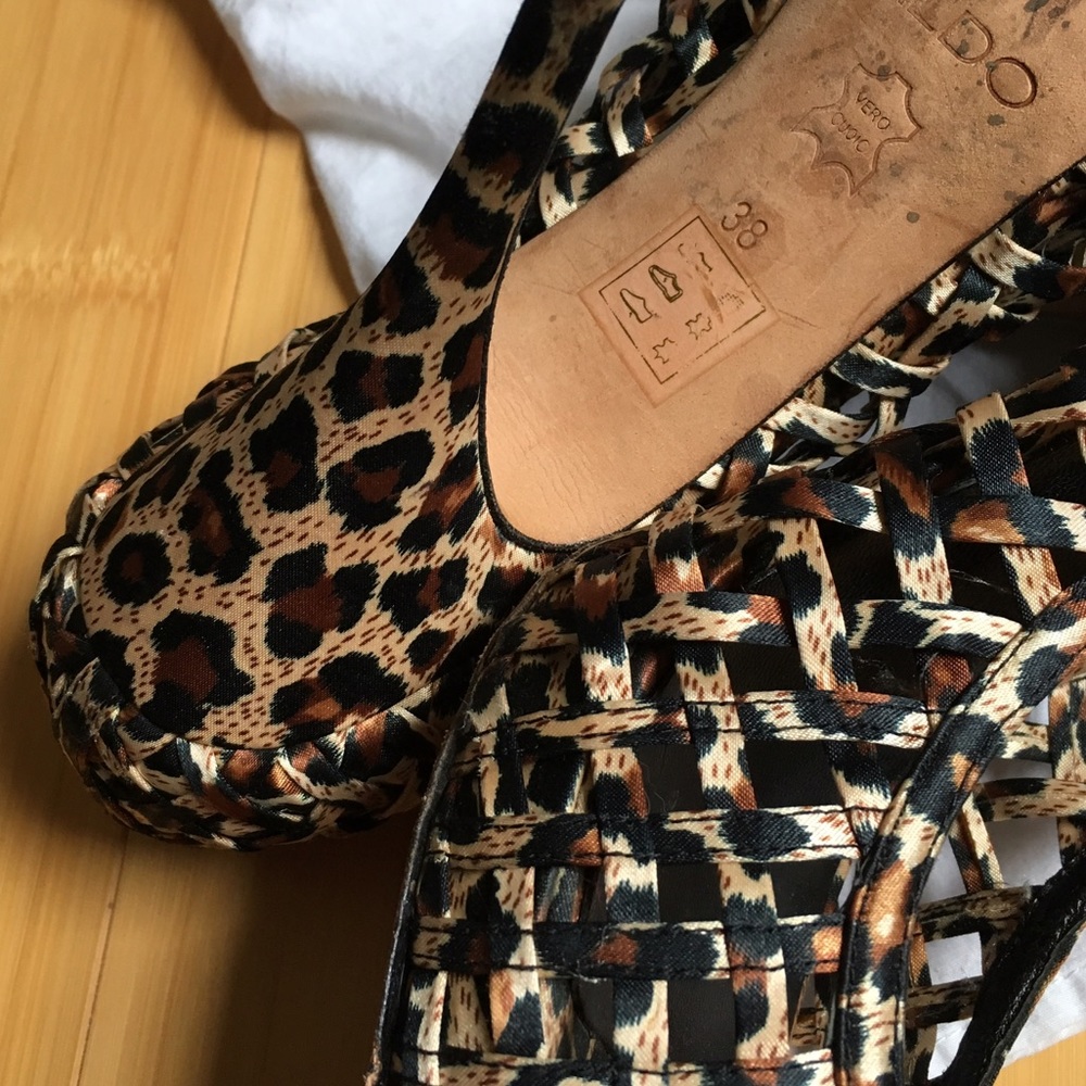 Unique Aldo leopard lattice heels - Picture 5 of 5