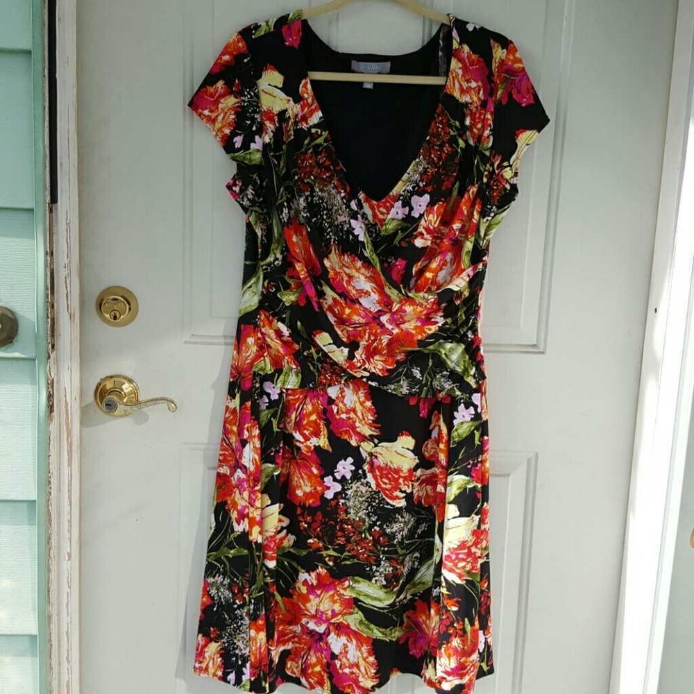 Flattering B-Slim bright pattern dress