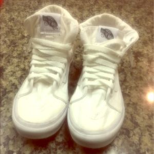 Women's all white vans