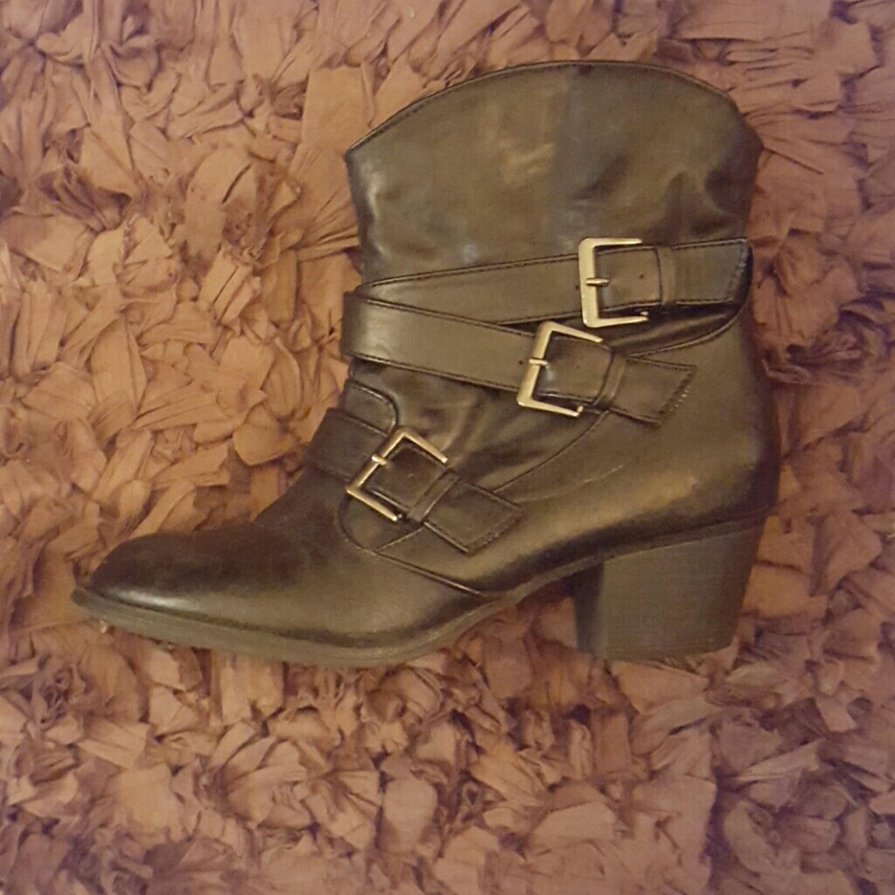 Ankle boots