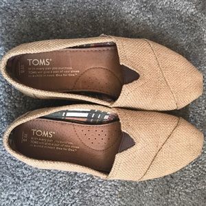 Toms Natural Burlap Classics Size 5