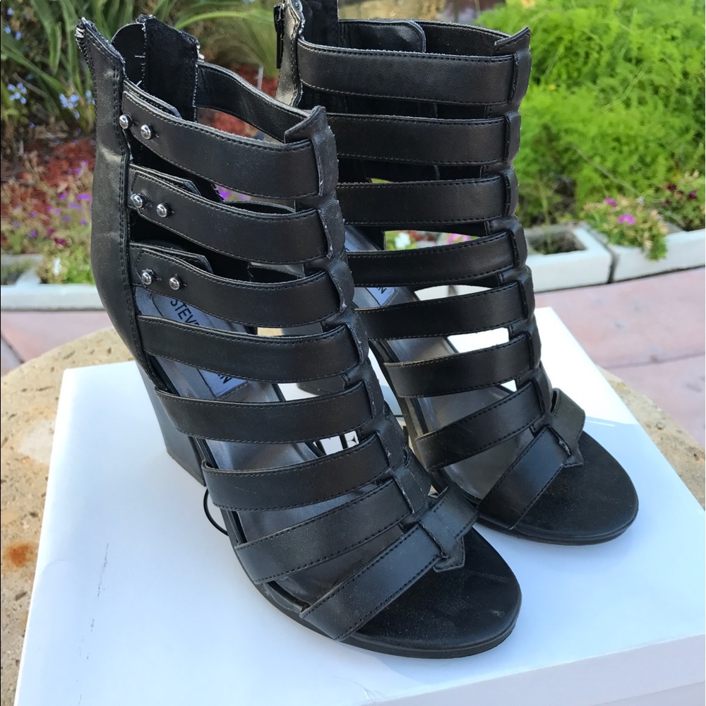Steve Madden Petra Black size 9