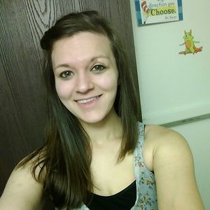 Meet your Posher, Emily