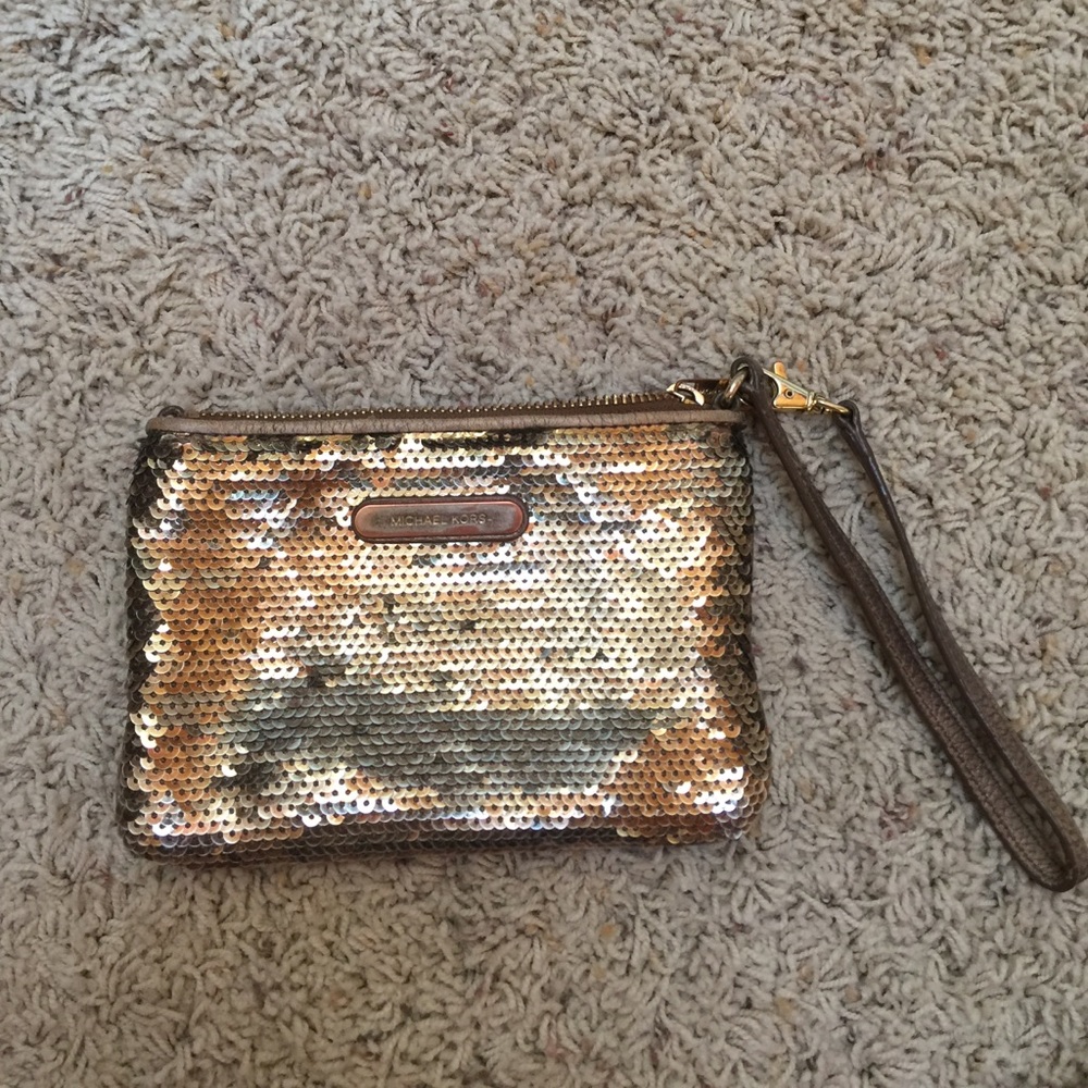 Michael Kors Wristlet Wallet