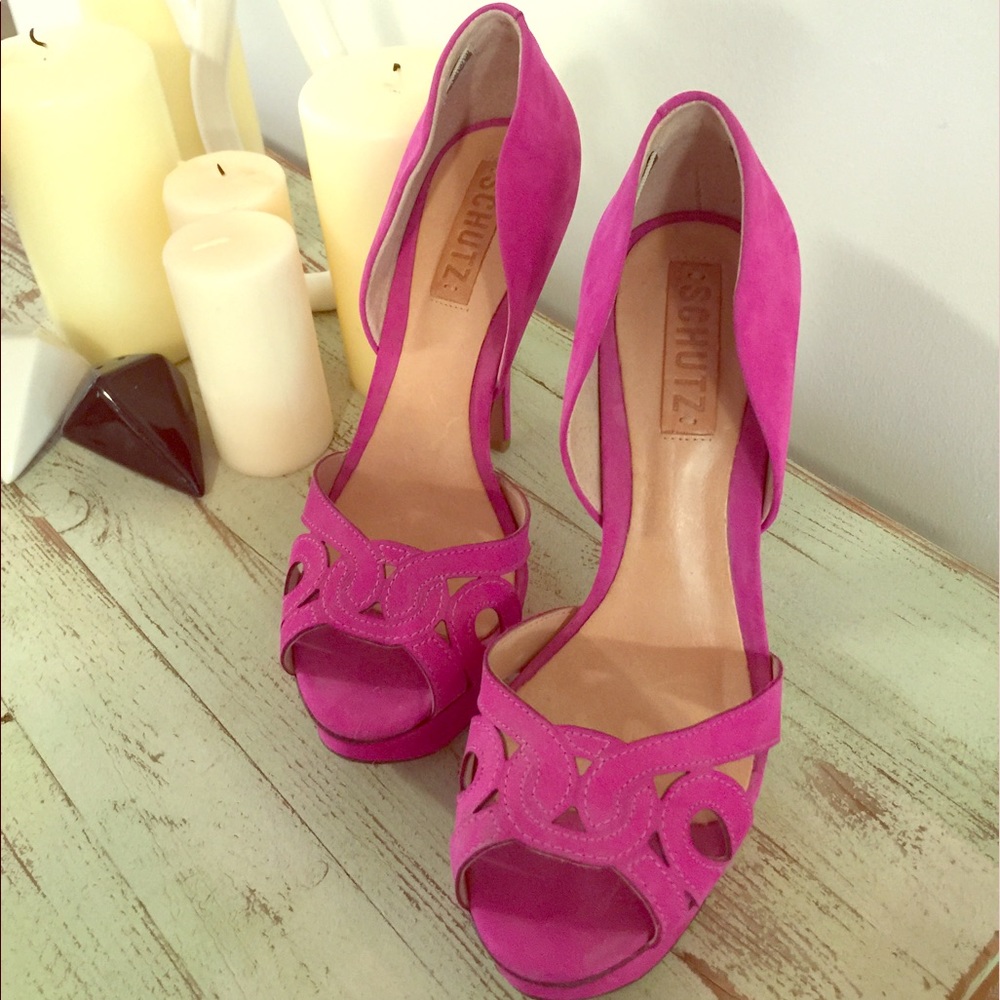 Never worn Shultz pink high heels