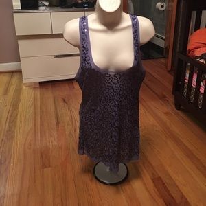 Sequined top sleeveless