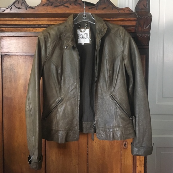 BB Dakota Jackets & Blazers - BB Dakota olive leather jacket - never worn