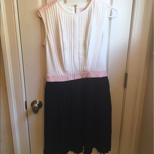 Ted Baker dress! Size: 2. Have been used once!