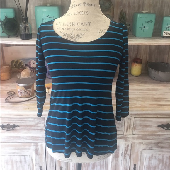 NWOT "Waterlily" blue striped openback top - Picture 2 of 2