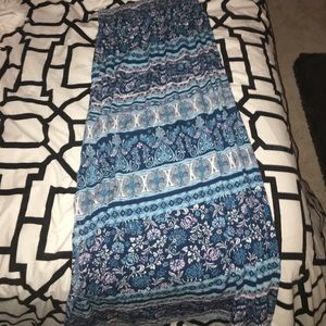 Maxi skirt size small