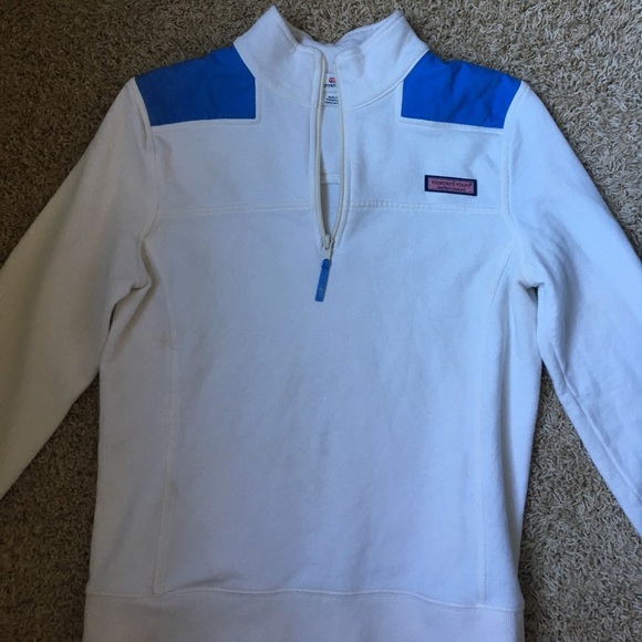 Vineyard vines  pullover - Picture 2 of 4