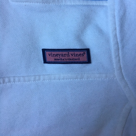 Vineyard vines  pullover - Picture 3 of 4
