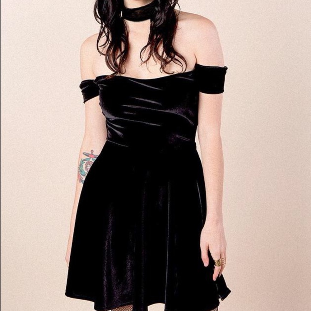 Black Velvet Dress and Choker