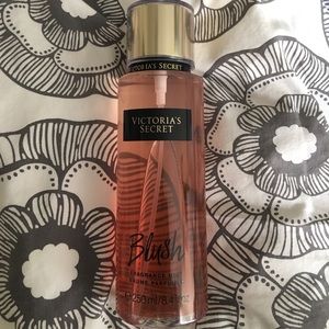 Victoria's Secret Blush Fragrance Mist 8.4 fl oz